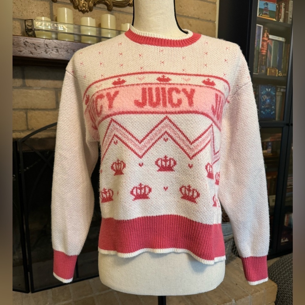 JUICY COUTURE Crew Neck Long Sleeve Pullover Sweater - Large
